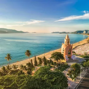 jk-boutique-oceanfront-panorama-residence.nhatrangbesthotels.com/